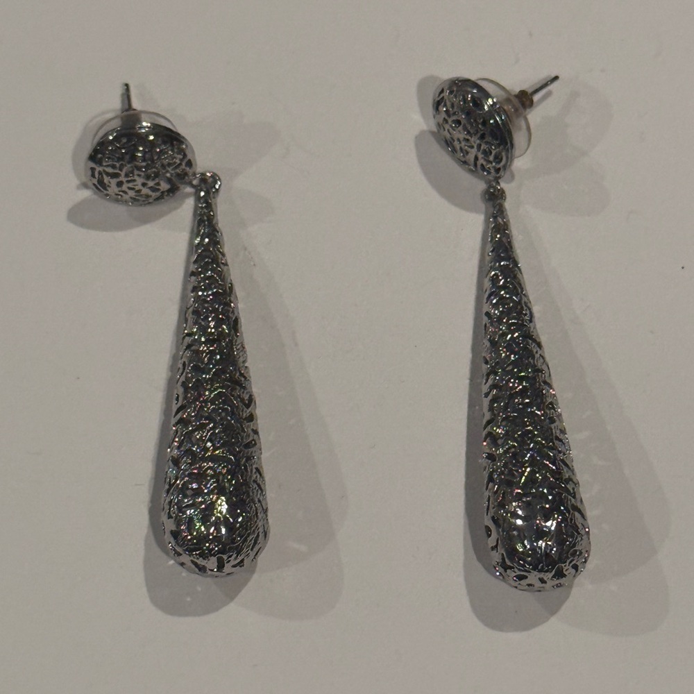 Elegant Silver Drop Earrings - Picture 2 of 3